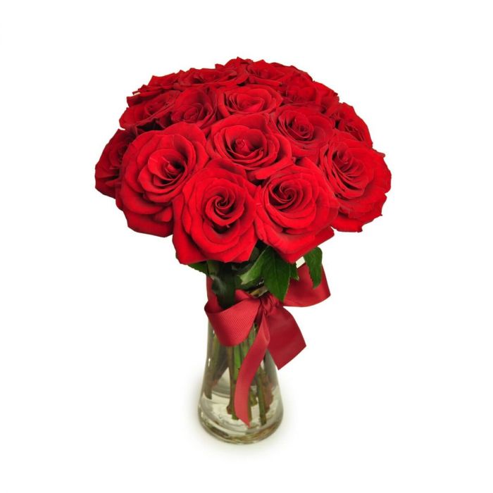 18 Red Roses flower arrangement